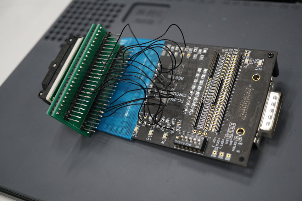 ルーターROMチップからのデータ吸い出し作業